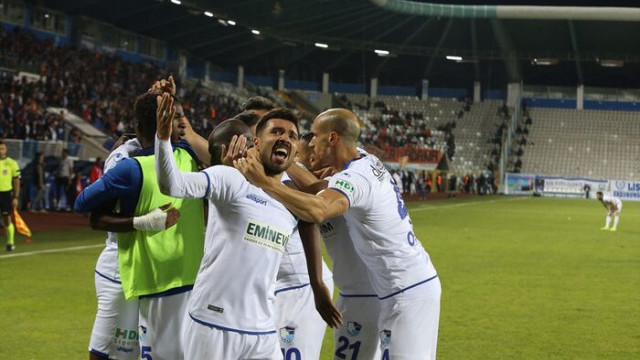 Büyükşehir Belediye Erzurumspor 2 - 1 Adanaspor