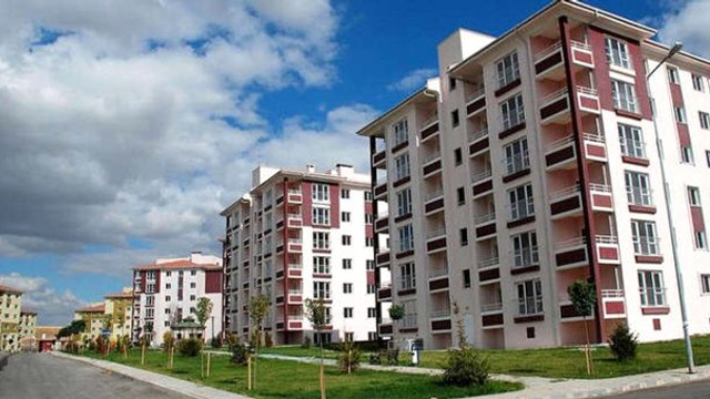 Devletin lojmanları satışa çıkıyor