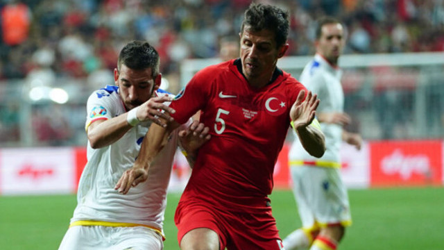 Emre Belözoğlu: Bu takım şampiyonada olmayı hak ediyor