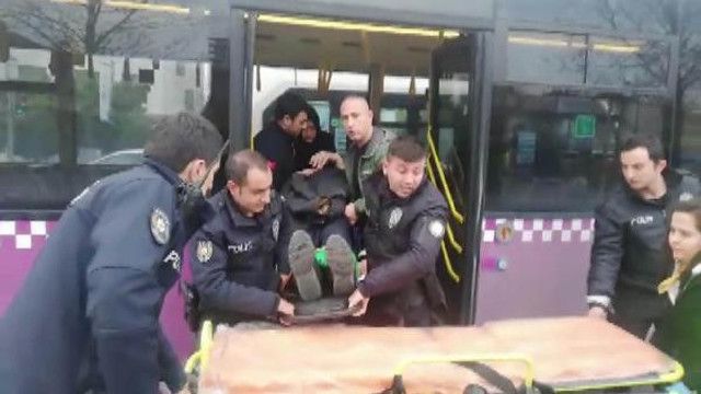 İstanbul'da iki otobüs çarpıştı: Çok sayıda yaralı var