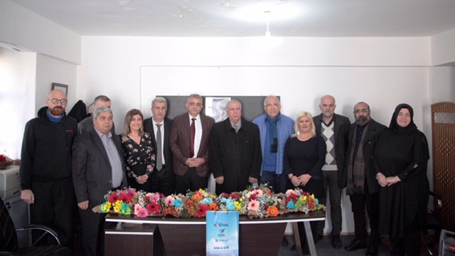 Kartallı gazetecilere anlamlı ziyaret