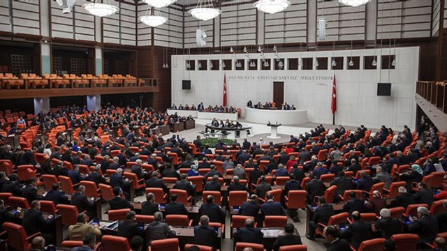 CHP, FETÖ'nün siyasi ayağı için harekete geçti