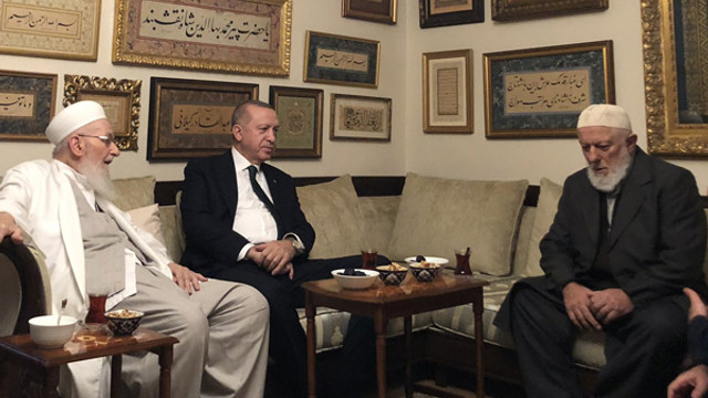 Erdoğan'dan İsmailağa cemaatine sürpriz ziyaret