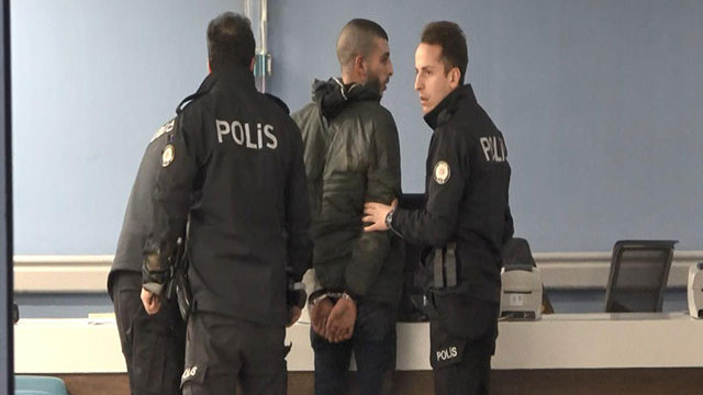 Gezi Parkı'nda polislere saldırı: 2 polis yaralandı!