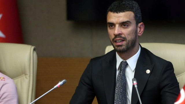 Kenan Sofuoğlu siyaseti bırakıyor !
