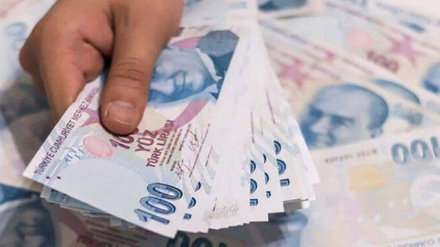 Emekliler dikkat ! O ödemeyi almayı unutmayın...