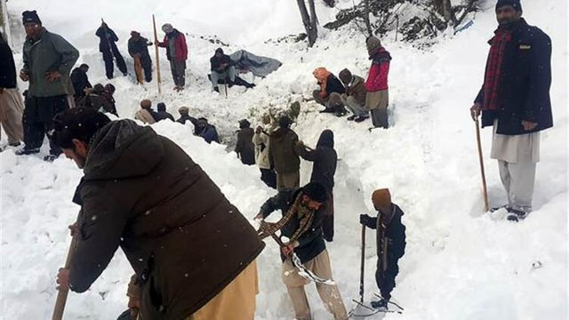 100 kişinin öldüğü çığ felaketinde mucize kurtuluş