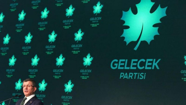 AK Parti'de bir istifa daha! Gelecek Partisi'ne geçti