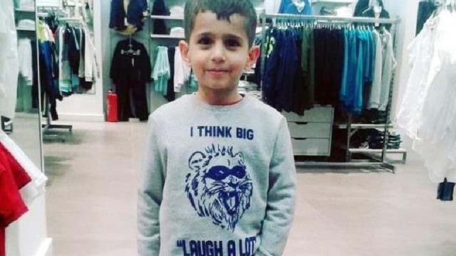 En acı karne! Oğlunun son karnesini annesi aldı