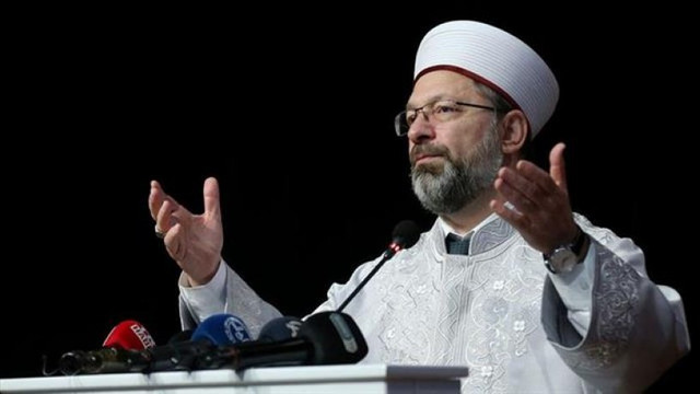 ''Diyanet İşleri Başkanı Erbaş'ın kardeşi üniversiteye atandı''