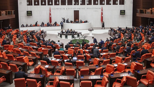 Libya tezkeresi Meclis'te kabul edildi!