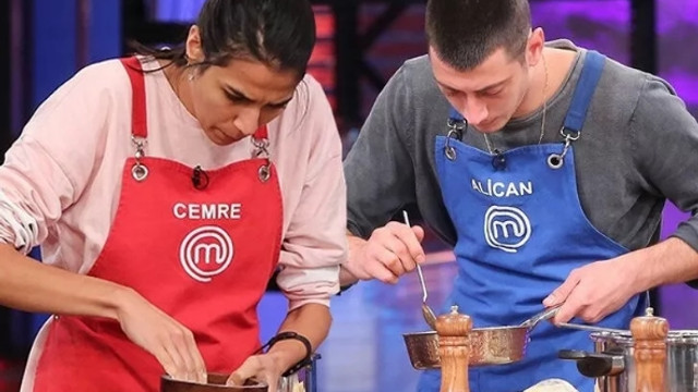Masterchef Cemre ve Alican aşk mı yaşıyor?