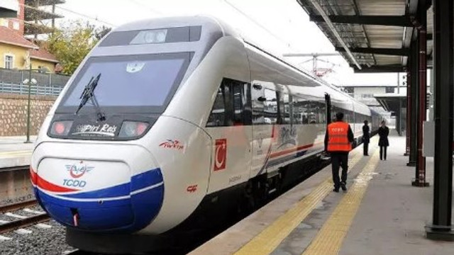 ''YHT biletlerine zam geldi'' iddialarına TCDD'den açıklama !