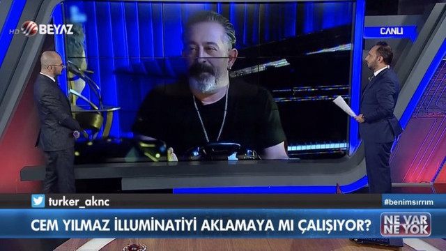Beyaz TV, Cem Yılmaz'ı hedef gösterdi; Cem Yılmaz böyle ''ti''ye aldı