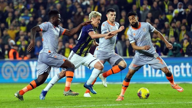 Başakşehir, Kadıköy'de 9. mağlubiyetini aldı