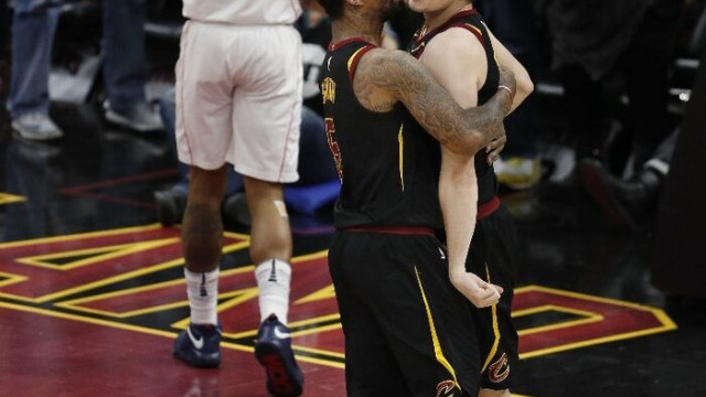 Cedi Osman'dan depremzedelere büyük destek