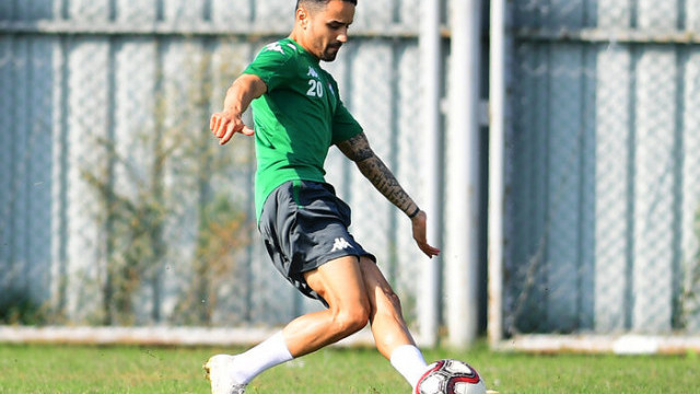 Bursaspor, Musa Araz ile yollarını ayırdı