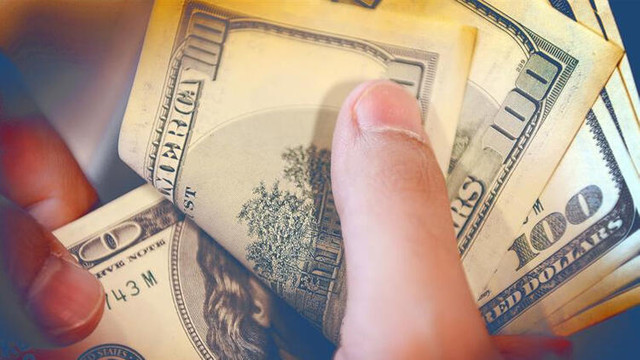 Ünlü ekonomistten dolar için kritik uyarı: ''5.98 kırılırsa...''