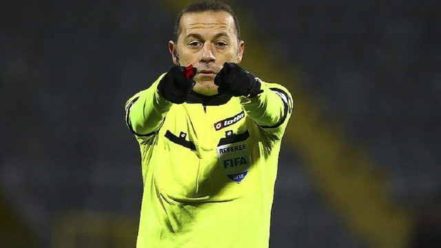 Şok iddia: FIFA Cüneyt Çakır'ın biletini kesti!