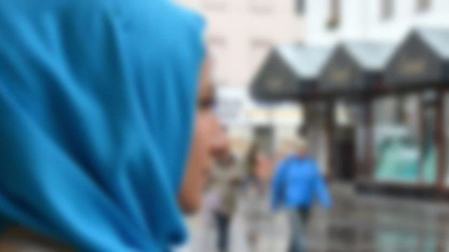 Başörtüsünü çıkarmak isteyen ablasını tehdit etti, 5 yıl hapsi isteniyor