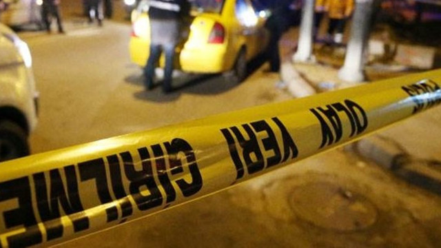 CHP'li eski vekilin oğlunun aracı kurşunlandı