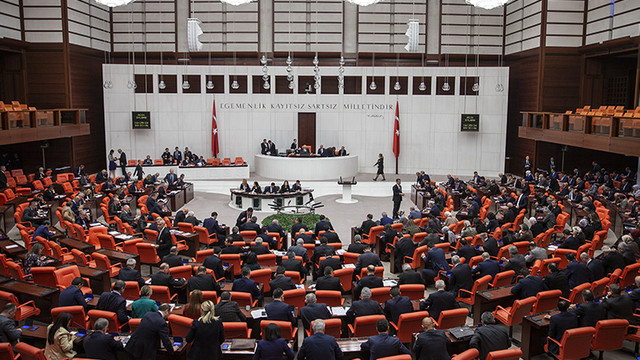Deprem araştırma önergeleri AK Parti ve MHP oylarıyla reddedildi