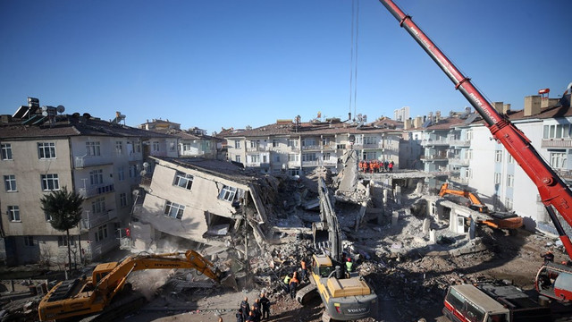 AFAD depremle ilgili son rakamları paylaştı