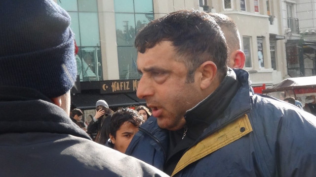 Taksim'i birbirine kattı ! Turiste meydan dayağı