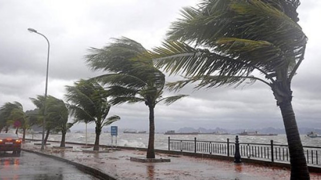 Meteoroloji'den fırtına uyarısı ! Hızı 105 km'ye çıkacak...
