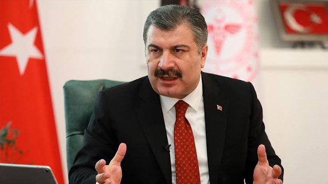 Sağlık Bakanı Koca'dan aşı tartışmalarıyla ilgili açıklama
