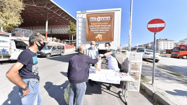 Halk Ekmek, mobil ekmek fırını ile Başkent yollarında