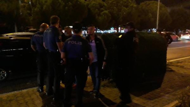 Pes artık! Polis ceza keserken içmeye devam ettiler!