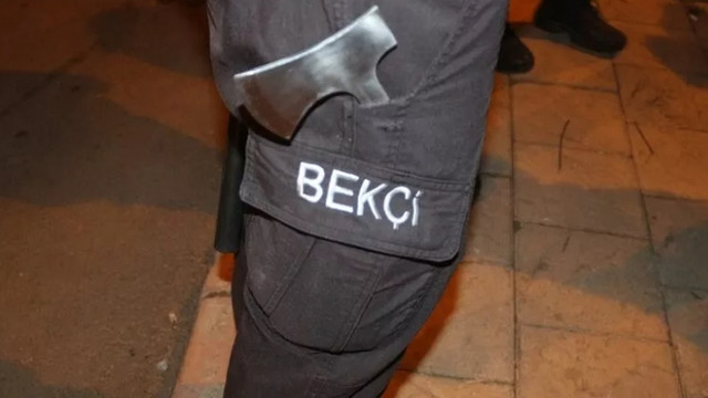 Trafikte baltalı yol verme kavgası!