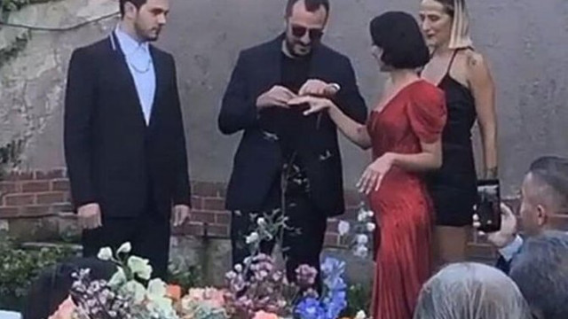 İsmail Ege Şaşmaz ile Hande Ünal nişanlandı