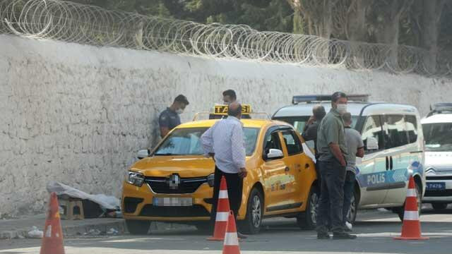 İzmir'de korkunç olay! Takside hayatını kaybetti