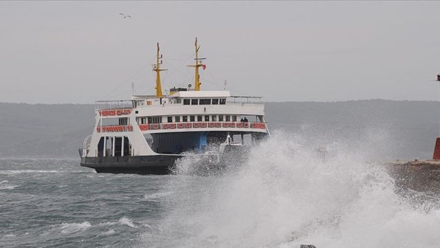 Bozcaada ve Gökçeada seferlere ''fırtına'' engeli