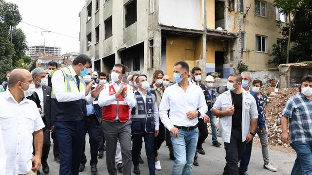İmamoğlu, Kadıköy'de Fikirtepe ve Hasanpaşa'yı ziaret etti