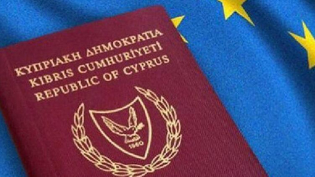 Pasaport skandalı istifa getirdi!