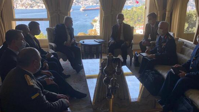Bakan Akar, Ukrayna Savunma Bakanı ile görüştü