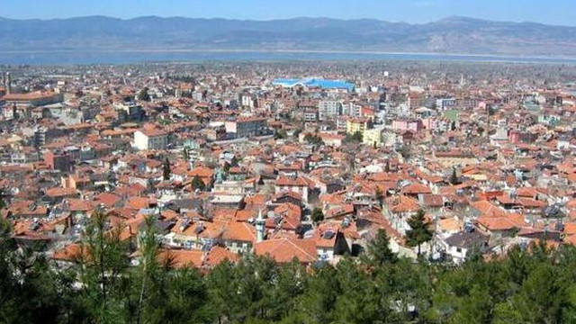 Burdur Valisi, koronavirüs vakalarının kaynağını açıkladı