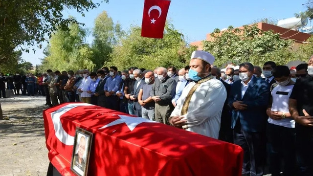 Gazeteci Bekir Coşkun memleketinde defnedildi