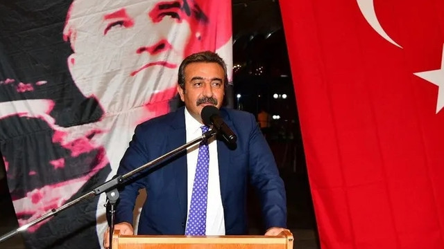 Bir belediye başkanı daha koronavirüse yakalandı