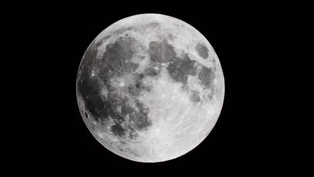 NASA'dan tarihi keşif: Ay'ın yüzeyinde bulundu
