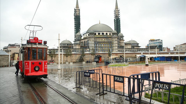 ''Bakanlık İBB'nin korona mücadelesini engelledi''