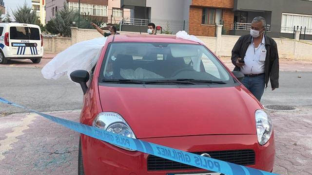 Kendisinden ayrılan nişanlısı ve annesini öldürdü!
