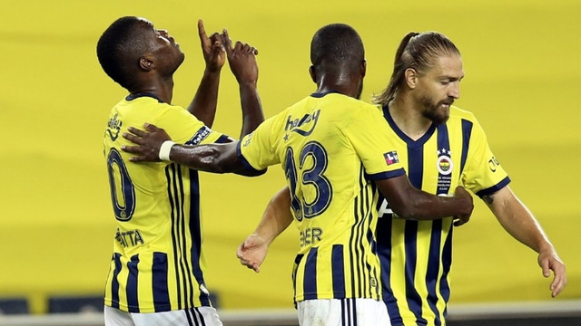 Fenerbahçe, Fatih Karagümrük'ü kendi evinde yendi