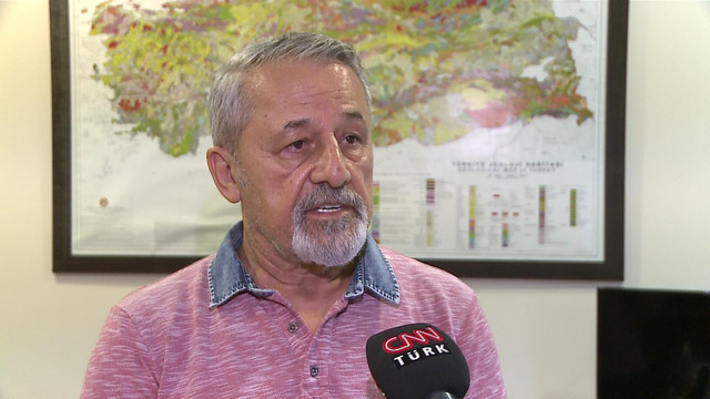 Naci Görür İzmir depremini 3 ay önceden bildi!