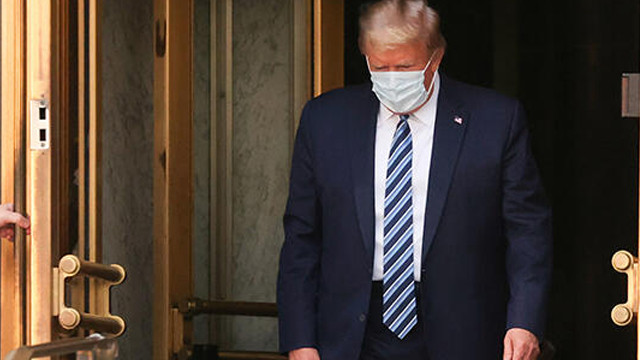Facebook Trump'ın o mesajını sildi!