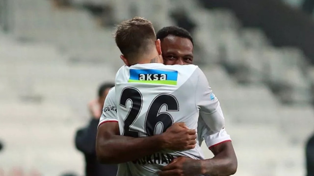 Beşiktaş kendi evinde Yeni Malatya'dan 3 puanı kaptı