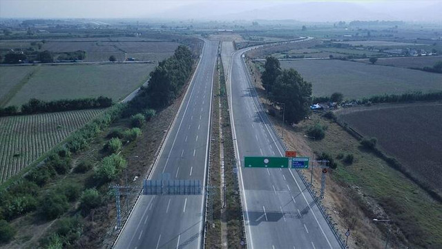 Yarin Temeli Atiliyor Iki Il Arasindaki Mesafe 3 Saate Inecek Ekonomi